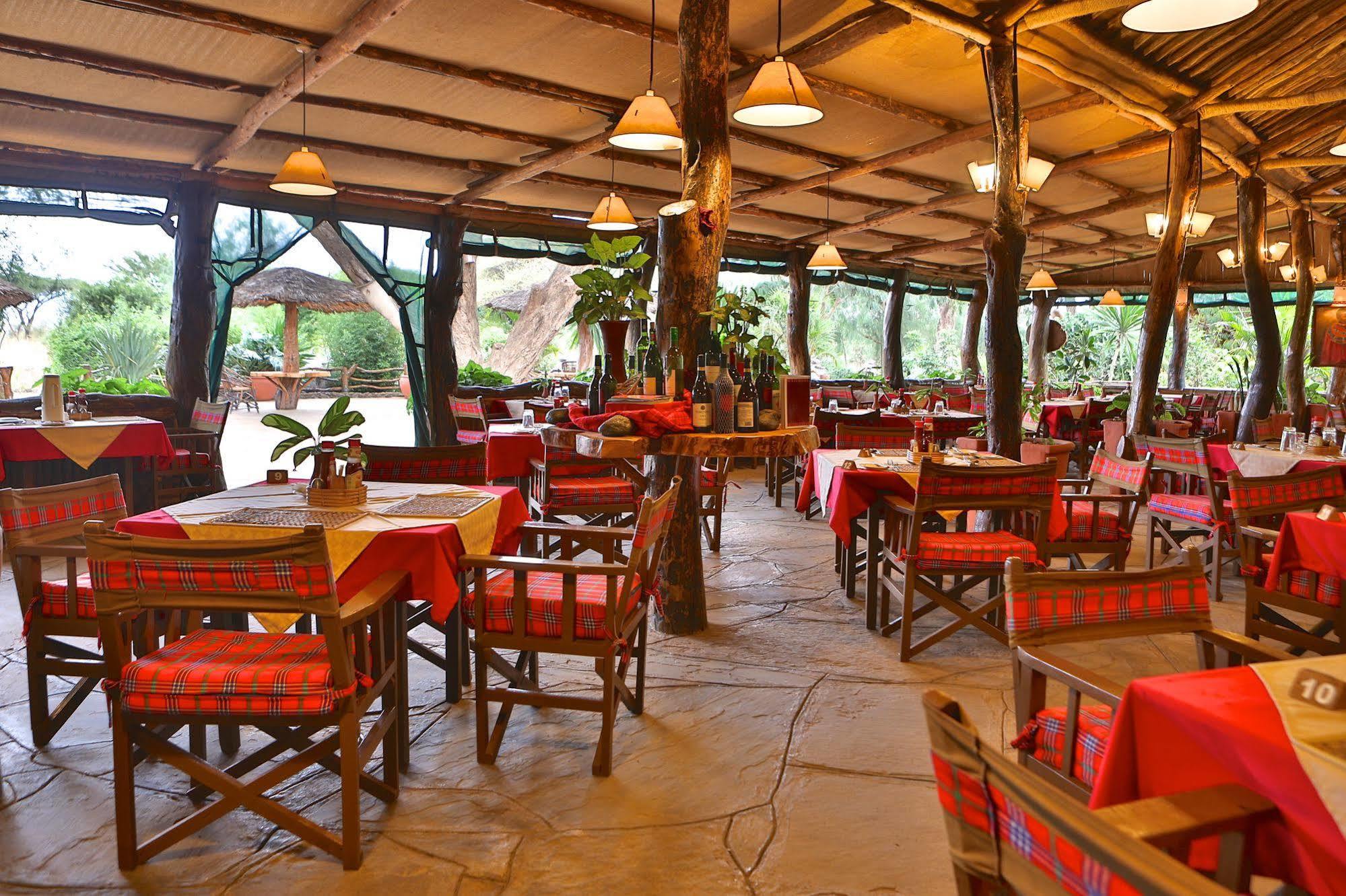 Kibo Safari Camp Villa Амбосели Екстериор снимка