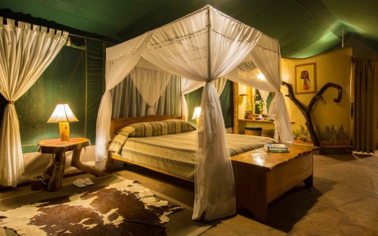 Kibo Safari Camp Villa Амбосели Екстериор снимка
